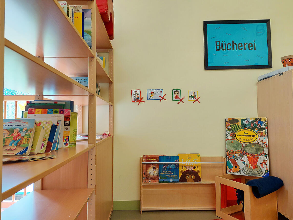 Library of the Pfaffenwald daycare centre